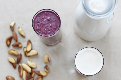 Berry and Brazil Nut Milk Smoothie