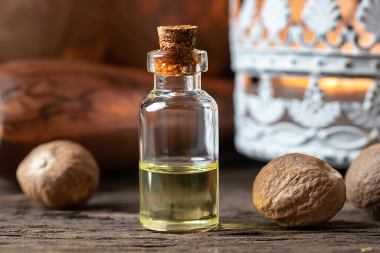 4 Benefits of Nutmeg Essential Oil & Recipes