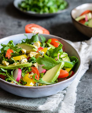 How to Stock your Fridge for Salads on the Fly